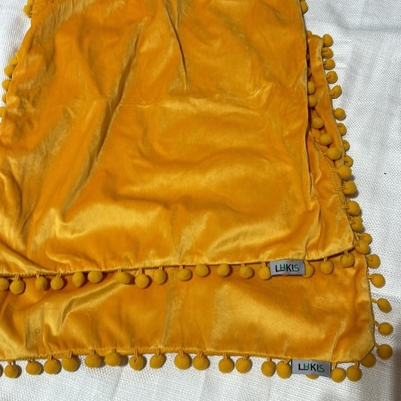 Pillow covers 18 x 18. Covers Only! NIP - Picture 7 of 7